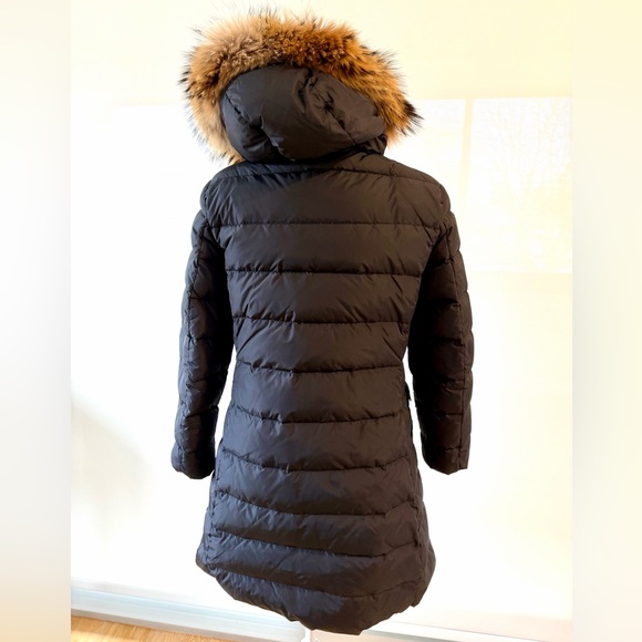 Moncler Black Puffer Coat with Fur Hood ( Read full description) - Picture 5 of 17
